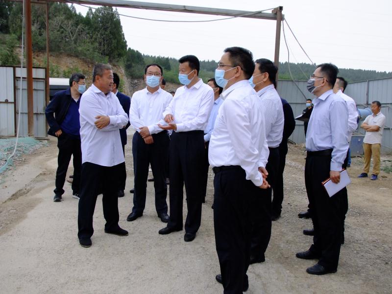 抓住项目不放松---王勤光到天博游戏平台集团调研重点项目情况