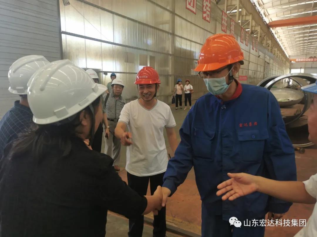 市总工会副主席于虹到天博游戏平台集团调研